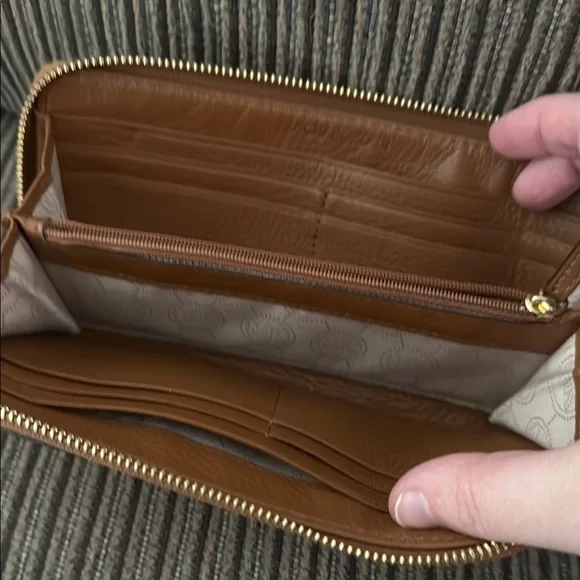 Michael Kors Tan Leather Zip Wallet - Picture 3 of 5